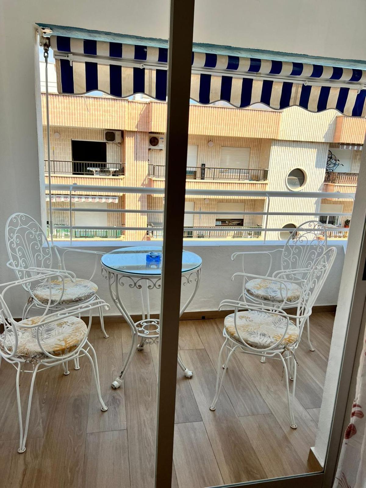 Acogedor Apartamento En La Playa Playa de Gandia Esterno foto